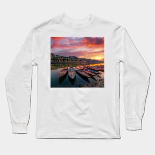 Hoi An sunrise Long Sleeve T-Shirt